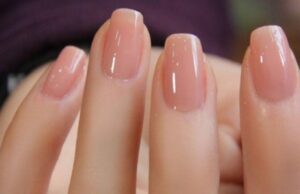 Fa-ti cel mai bun întăritor de unghii! Costă mai puțin de 2 lei!