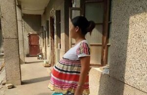 Povestea incredibilă a unei femei care a fost însărcinată timp de 12 luni și 10 zile. Cât cântărea bebelușul la naștere –»