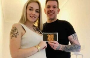 Graviduța din imagine a mers să își facă o ecografie. Când a văzut imaginea care a apărut pe ecran cu bebelușul, medicul ginecolog și-a făcut cruce, după care a izbucnit în râs.Așa ceva se întâmplă o dată la un miliard de cazuri –>