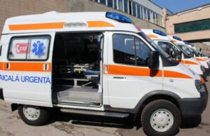 Adolescentă de 15 ani, înjunghiată de iubit. Tânărul de 18 ani nu ar fi acceptat că fata voia să-l părăsească