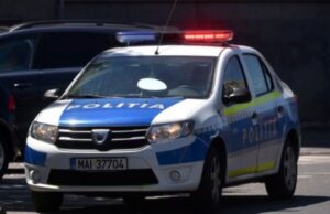 O femeie a murit, după ce a căzut de pe Casa Presei din Bucureşti