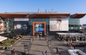 Alertă cu bombă în Mall Băneasa din Bucureşti! Toate persoanele au fost evacuate de urgență