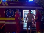 Bătaie cu pumni şi picioare în plină stradă, în Baia Mare. Patru prieteni s-au luat la omor după ce au băut toată noaptea