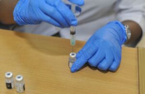 Peste 100 de milioane de euro, minus de inventar la vaccinurile COVID | Raport devastator al Curții de Conturi