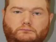 Un bărbat și-a înjunghiat iubita cu peste 100 de lovituri de cuțit și a decapitat-o. Motivul pentru care e recurs la crimă