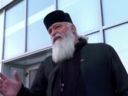 Primele declarații ale părintelui Calistrat, filmat în timp ce lovește o femeie: „Mi-au zis că sunt un gunoi”