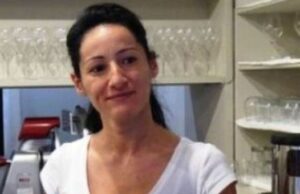 Gina, o româncă din Italia, a salvat un italian care făcuse infarct, chiar în barul în care lucra. Craioveanca a sărit să-l ajute, în timp ce alți clienți au sunat la ambulanță. Când au ajuns, medicii au rămas șocați când au văzut ce a făcut femeia..–>