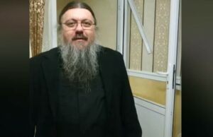 Un preot din Cernăuți a fost găsit în chilia sa cu un băiat de 17 ani, în lenjerie intimă