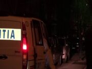 Crimă șocantă în Bacău. Un bărbat, cunoscut cu probleme psihice, și-a ucis cu o secure bunica