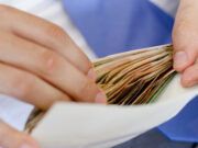 Medicul care își roagă pacienții să nu îi mai aducă „atenții”: Vă rog nu mă obligaţi să urlu pe coridoare, să vă dau afară