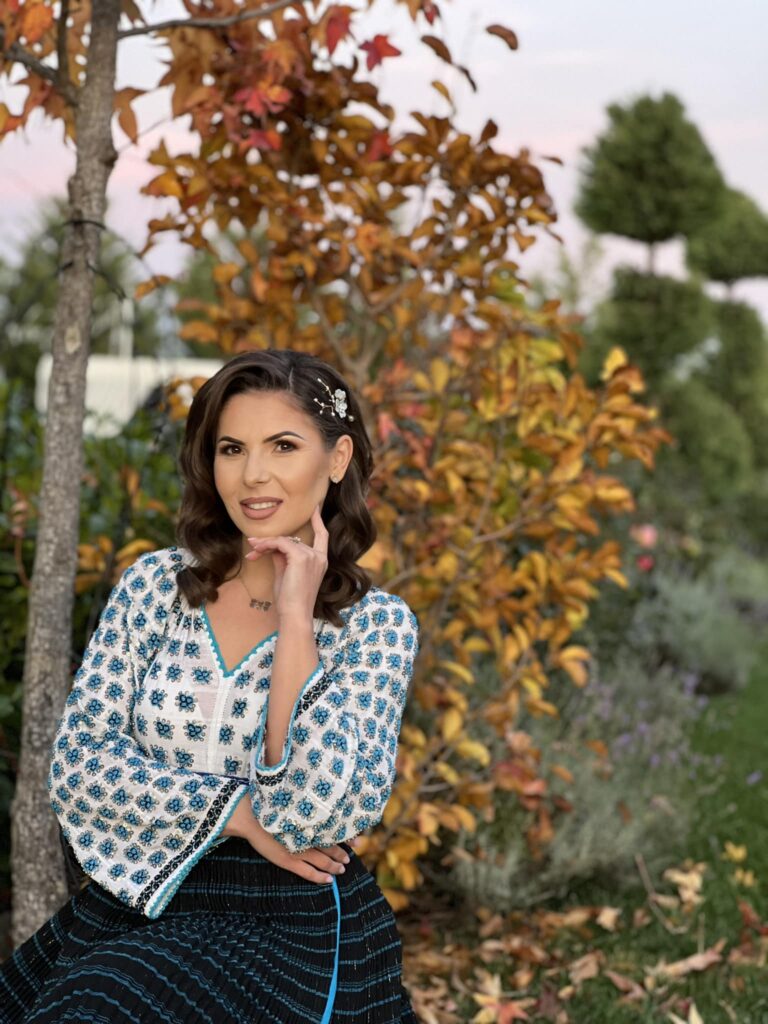 Livia Celea Streata a lansat un colaj nou pe canalul de Youtube TVF Oltenia!!!