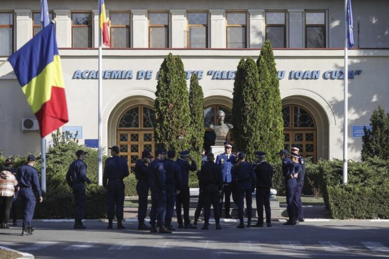 Academia de Poliție, închisă din cauza condițiilor insalubre și după valul de toxiinfecții alimentare. Studenții, trimiși acasă până după vacanța de Crăciun