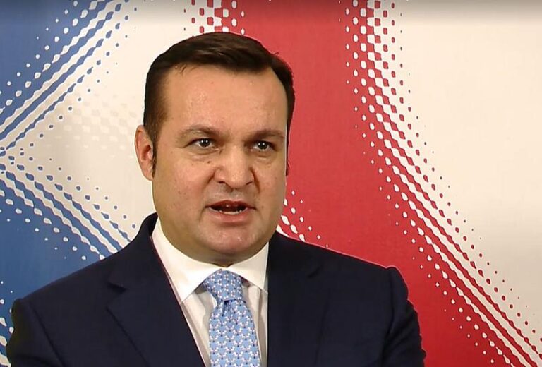 Cătălin Cherecheş a fugit din ţară folosind identitatea unui nepot, prin Vama Petea | Poliţistul de frontieră care i-a dat voie este cercetat disciplinar