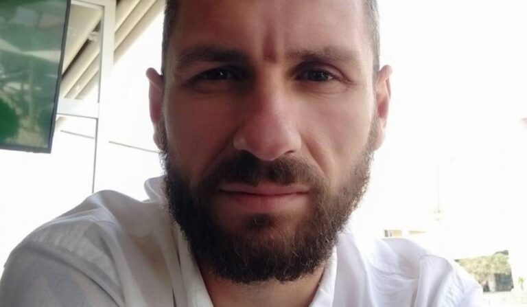 Misterul dispariției fostului fotbalist de la Rapid și FCSB, Lucian Burdujan. Familia îl caută de un an, foștii colegi spun că le-a tot cerut bani