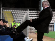 Dialogul de necrezut dintre 2 patroni din Liga 1 la pauză: ”Fac două schimbări, te nenorocesc” / ”Stai să le vezi pe ale mele”