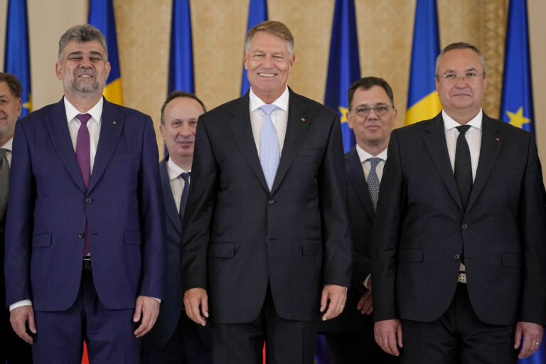 Comasarea alegerilor, pentru a-i salva pe Ciolacu, Ciucă și Iohannis! Noi, restul, nu contăm!