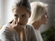 „Cand am nascut mama locuia cu noi. Apoi m-am imbolnavit, iar ea a decis subit sa se mute. Sotul meu a fost cel care a condus-o ,iar atunci am aflat adevarul crunt. Ce ii facea propria mama