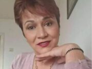 Dacă ai văzut-o pe femeia din imagine, sună la 112! Elena are 53 de ani și familia a dat-o dispărută. Înainte să plece de acasă ar fi spus că vrea să își pună capăt zilelor