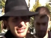 „Nepotul lui Dracula”, ARESTAT pentru 30 de zile. Șoferul elvețian a provocat HAOS pe șoselele din țară după ce s-a urcat drogat și băut la volan