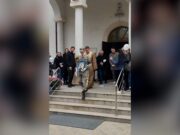 Tânărul lovit cu mașina, din greșeală, de iubita lui, a fost condus pe ultimul drum. Andrei a fost înmormântat cu onoruri militare