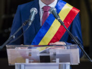 Un primar din Argeș a cerut ordin de protecție împotriva propriei secretare: o acuză că l-a agresat de două ori într-o lună / Primarul a fost trimis în judecată în urmă cu trei ani pentru incendierea intenționată a clădirii primăriei