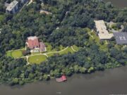 Mini-teren de golf cu trei găuri și la reședința oficială a președintelui Iohannis de la Vila Lac 3, nu doar la Neptun