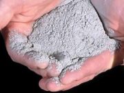 Bătuți și puși să meargă desculți prin cenușă fierbinte.