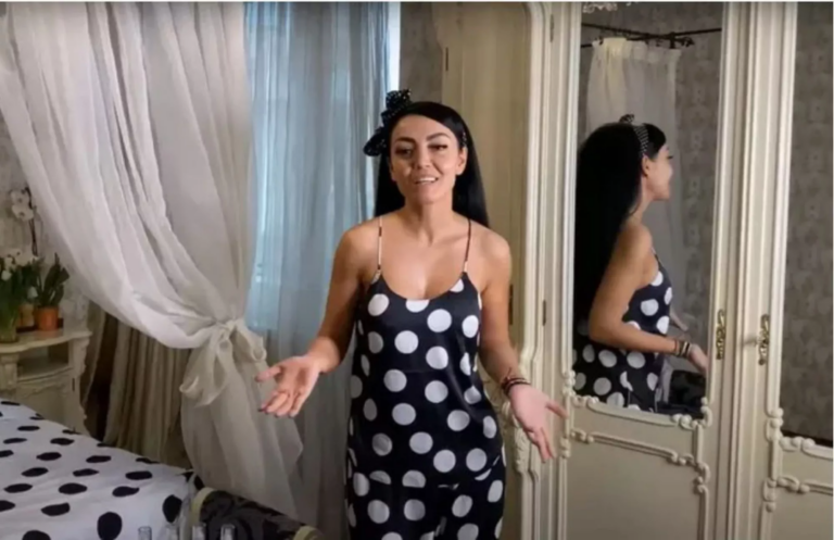 Andreea Mantea locuiește cu fiul ei într-o casă spațioasă. Cum arată locuința vedetei