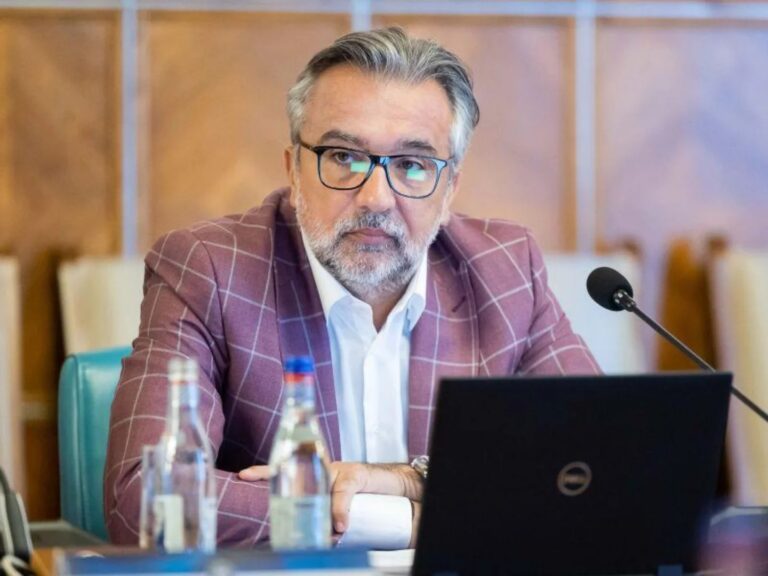 Purtătorul de cuvânt al PSD: ‘Trăim sfârșitul istoriei. Cine se bucură, nu înțelege’