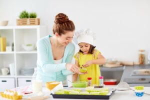 Family,,Cooking,,Baking,And,People,Concept,-,Happy,Mother,With