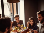 Rudele mele au început să se plângă de mâncarea soției mele la cinele lunare de familie, așa că am decis să le testăm în secret.