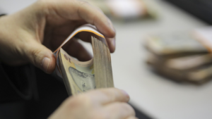 82ebe225-6977-4d35-97f2-eeec6342cc00