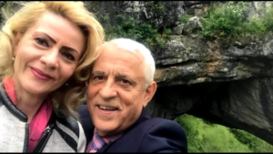 c213b950-1882-4c94-af2f-a5a2d409df40