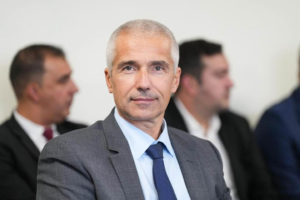 de84418b-9a42-4d62-8c92-628386e0bf36