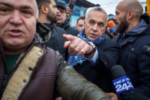 4203f945-2f59-4b6d-8353-46c8c3d0365b