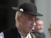 Interpretul de muzică populară Grigore Leşe, luat cu ambulanța de la hotel. El s-a simțit rău după un recital