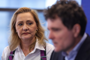 5d92cab9-3be9-44f2-bd04-fc0163635a04