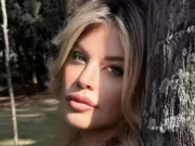 Loredana Groza, din nou, ținta ironiilor în mediul online. Fanii o acuză că își editează excesiv fotografiile