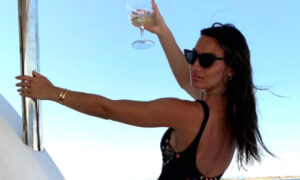 c2g9ZGQwMjJiOTM2ZDZhNTRiOWE3ODVjZWNiNzI5OWVmZjc=.thumb