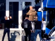 Imaginile momentului cu Mirel Rădoi, la Universitatea Craiova. A fost aşteptat chiar de omul care îl desființase la plecarea din precedentul mandat