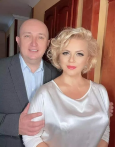 f7fd7423-a795-4294-bfab-4d1d5f5d8211