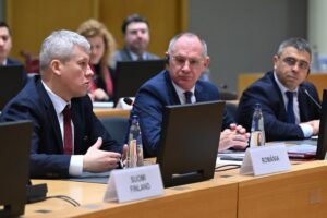 media-173399818558103300