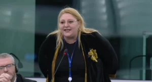 media-173446648237821900