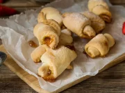 Rețete de cornulețe cu untură – trucuri pentru cornulețe fragede