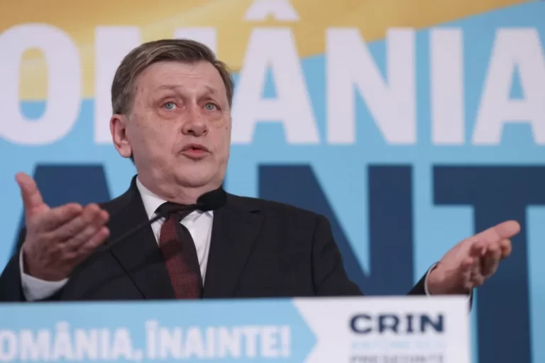 Crin Antonescu: Dacă voi fi președinte, România nu va trimite niciun fel de trupe în Ucraina, nici de menținere a păcii 