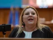 Diana Şoşoacă: Fiecare are dreptul la opinie. Dacă AUR şi POT consideră să îl apere pe Georgescu, să îl apere / Despre ridicarea acestuia în trafic: „Din punct de vedere juridic, dacă este o situaţie de urgenţă, se impune aşa ceva”