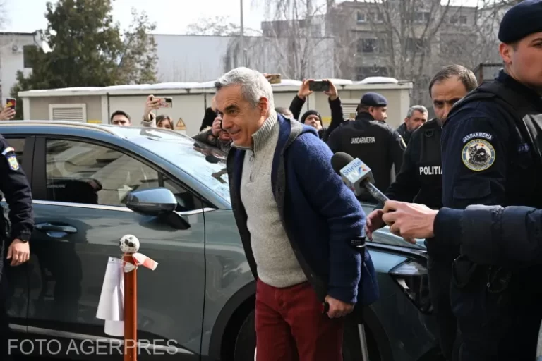 LIVE Călin Georgescu a fost dus la audieri / Procurorii au făcut zeci de percheziții într-un dosar cu acuzații grave precum „acțiuni contra ordinii constituționale” și fals în declarațiile financiare electorale / Un milion și jumătate de dolari găsiți acasă la Horațiu Potra