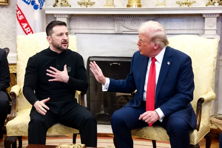 Tensiuni între TRUMP și ZELENSKI /Liderul SUA îl acuză pe președintele Ucrainei că nu vrea pace: „Vă jucați cu al treilea război mondial”