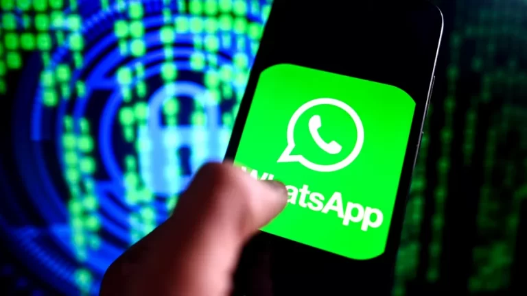 Jurnaliști, spionați prin WhatsApp. Programul spion, creat de compania unui fost premier israelian
