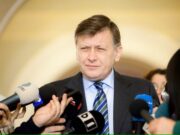 Crin Antonescu, după demisia lui Iohannis: ‘O decizie înțeleaptă; nu trebuie să dramatizăm’